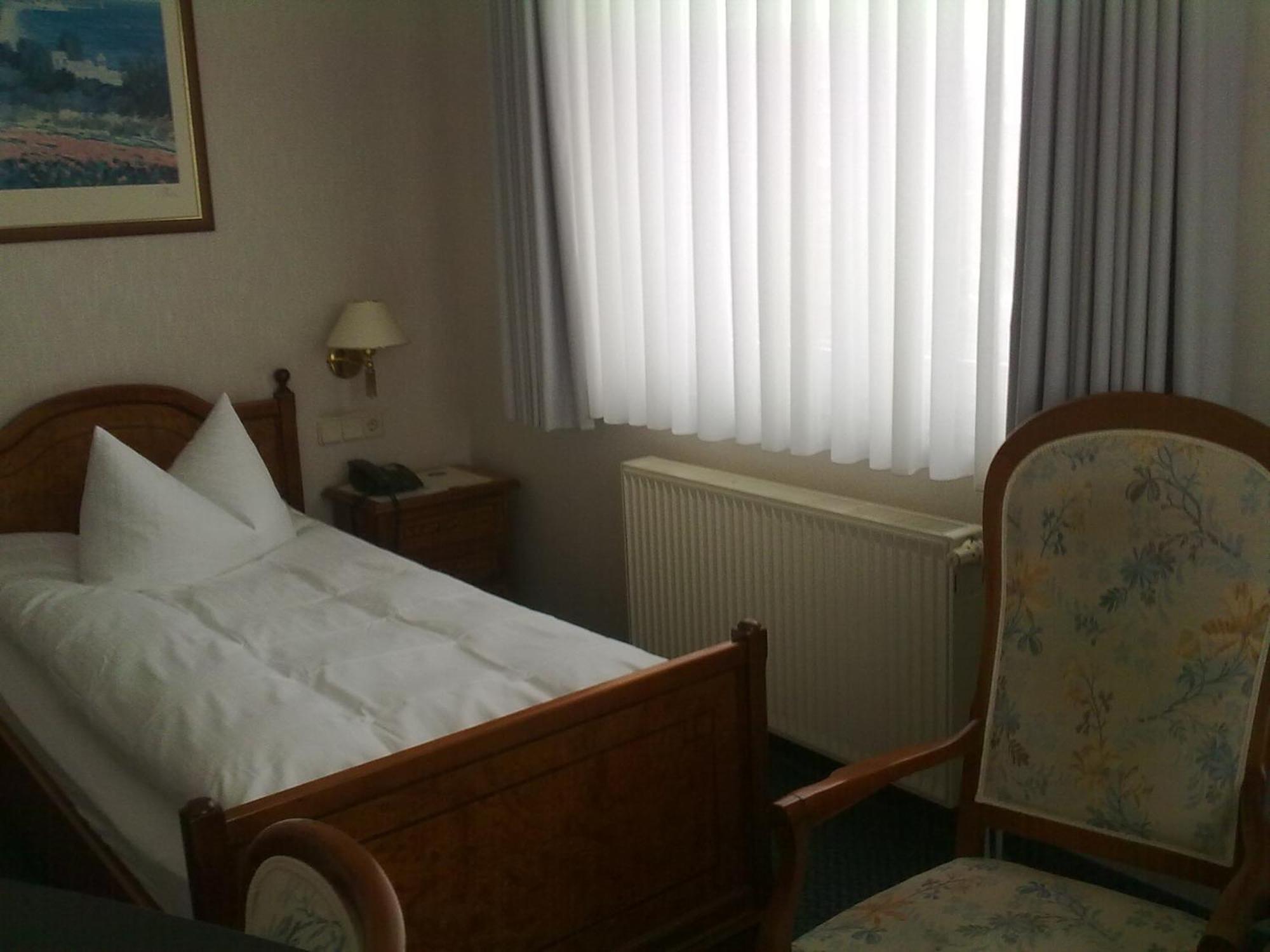 Hotel Ascania 阿舍尔斯莱本 外观 照片
