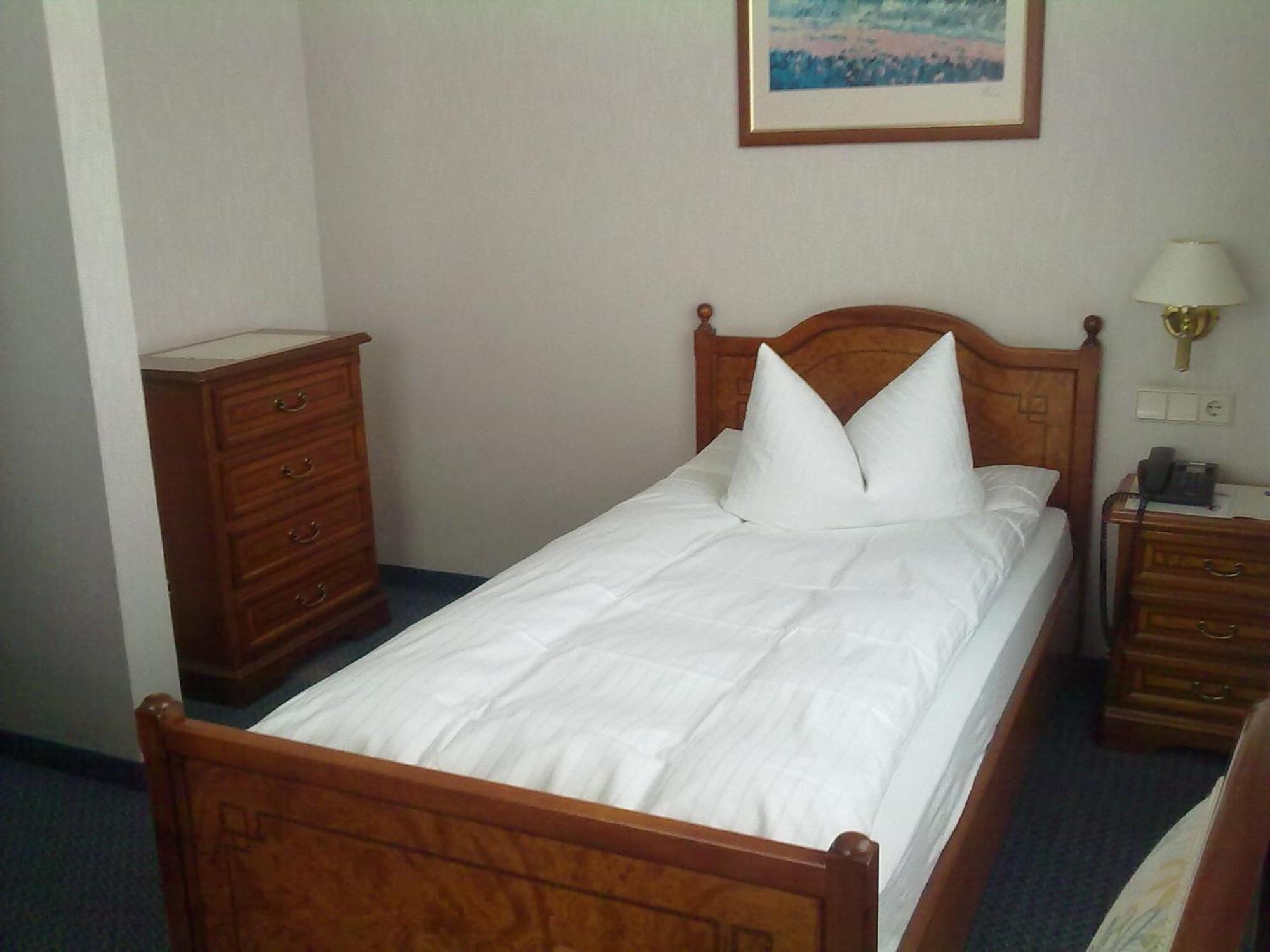 Hotel Ascania 阿舍尔斯莱本 外观 照片
